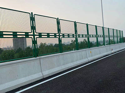 桥梁高架围栏图片2